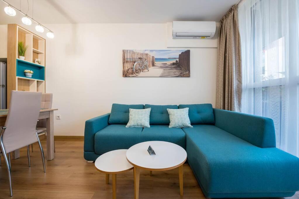Labyrinth Apartment - Free Parking Space Included Varna Extérieur photo